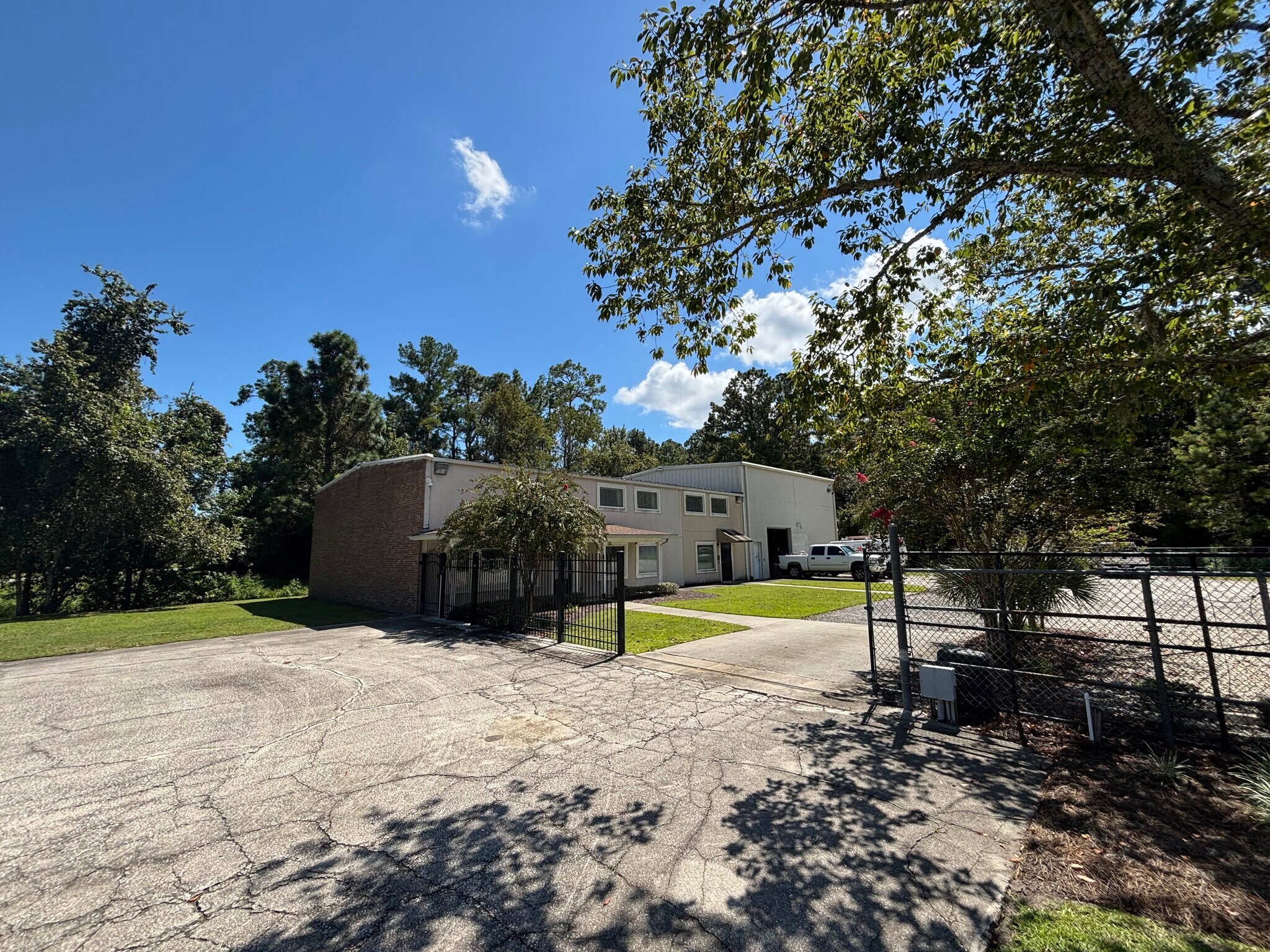 117 Indigo Dr, Brunswick, GA à vendre Photo de l’immeuble– Image 1 sur 13