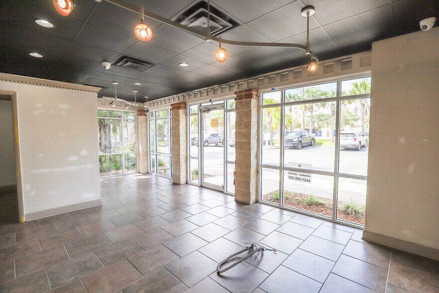 3545 SW 34th St, Gainesville, FL à louer - Photo intérieure – Image 2 sur 41