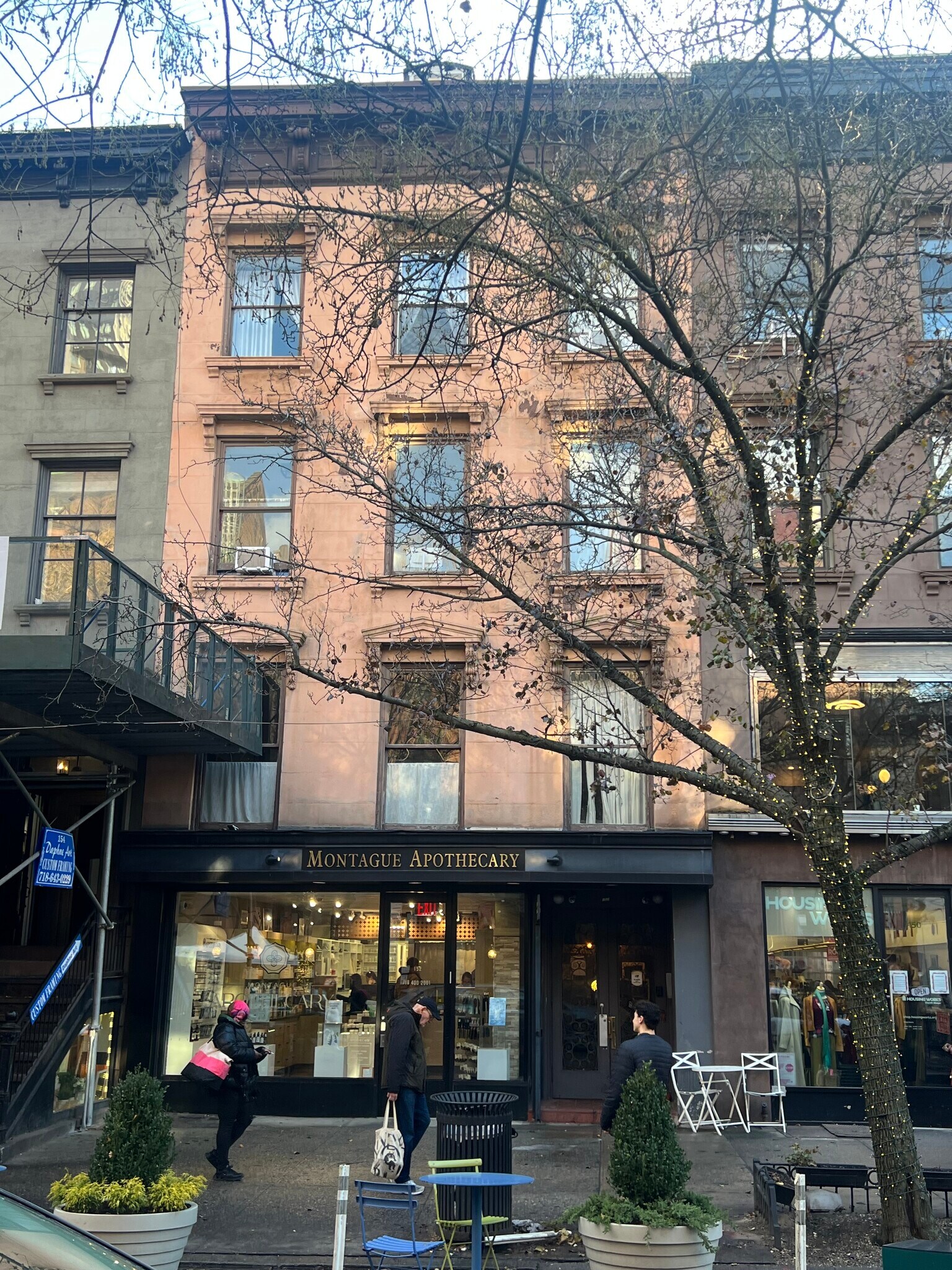 152 Montague St, Brooklyn, NY à vendre Photo principale– Image 1 sur 4