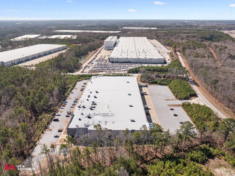 3000 Logistics Center Dr, Fairburn, GA à louer - Photo de l’immeuble – Image 3 sur 21