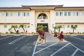 Plus de détails pour 18821 Delaware St, Huntington Beach, CA - Bureau à louer