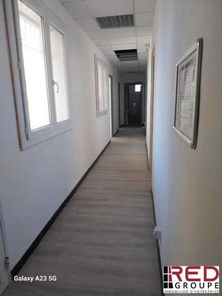 Marseille, Marseille à louer - Photo de l’immeuble – Image 3 sur 4