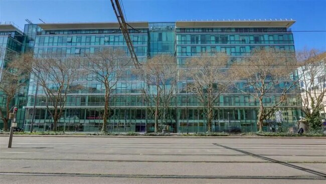 Plus de détails pour Bureau à louer