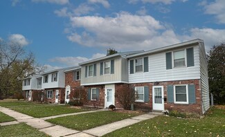 Plus de détails pour 726 S Huron St, Cheboygan, MI - Logement à vendre