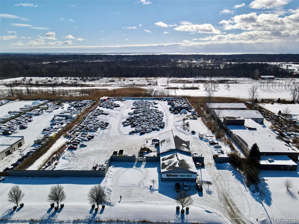9375 Marine City Hwy, Ira, MI à vendre Photo principale– Image 1 sur 16