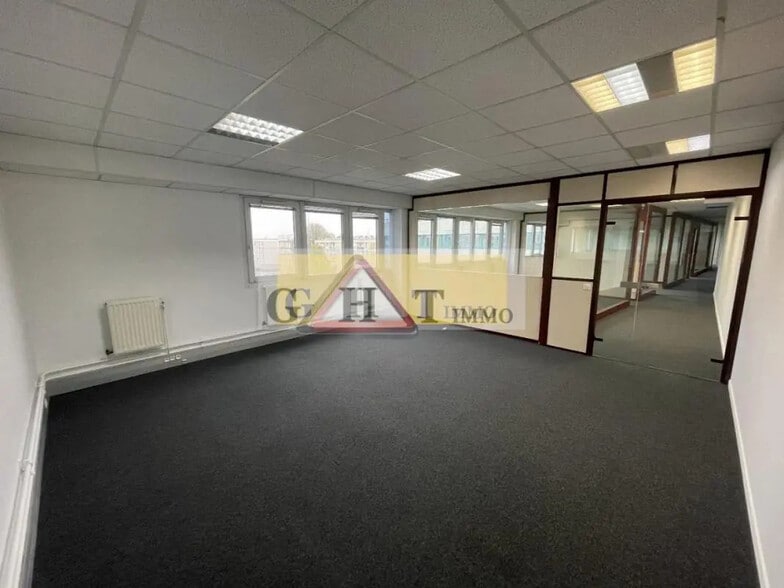 Bureau dans Massy à louer - Photo intérieure – Image 2 sur 24