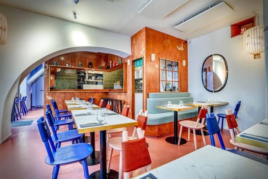 Local commercial dans Paris à louer - Photo de l’immeuble – Image 3 sur 9