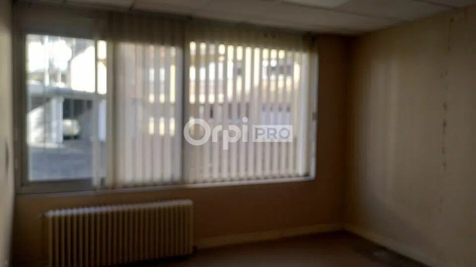 Bureau dans Pau à louer - Photo de l’immeuble – Image 3 sur 5