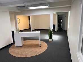 4250-4252 Atlantic Ave, Long Beach, CA à louer Photo de l’immeuble– Image 2 sur 9