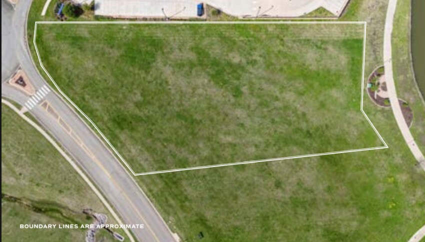 Crosslake Parkway, Waco, TX à vendre - Photo de l’immeuble – Image 2 sur 5