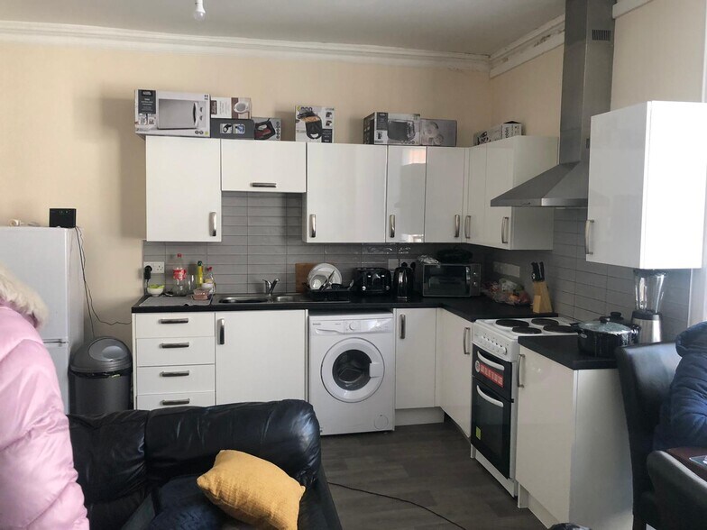 37 St. Thomas St, Weymouth à vendre - Photo intérieure – Image 2 sur 11