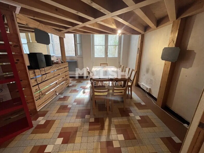 Local commercial dans Lyon à louer - Photo de l’immeuble – Image 2 sur 4