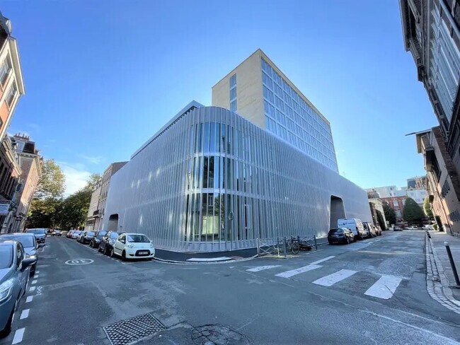 Plus de détails pour 2 Rue Claude Bernard, Lille - Bureau à louer