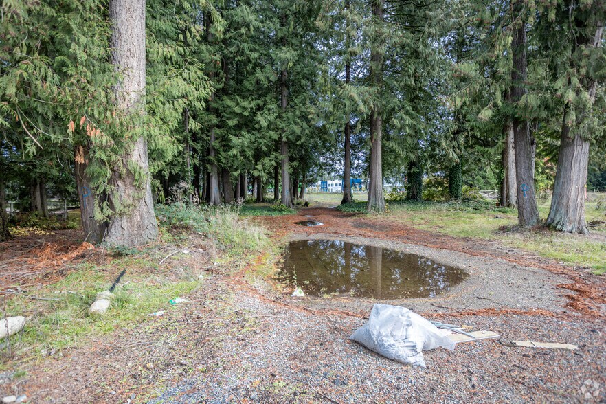 3452 194 St, Surrey, BC à louer - Photo de l’immeuble – Image 1 sur 14