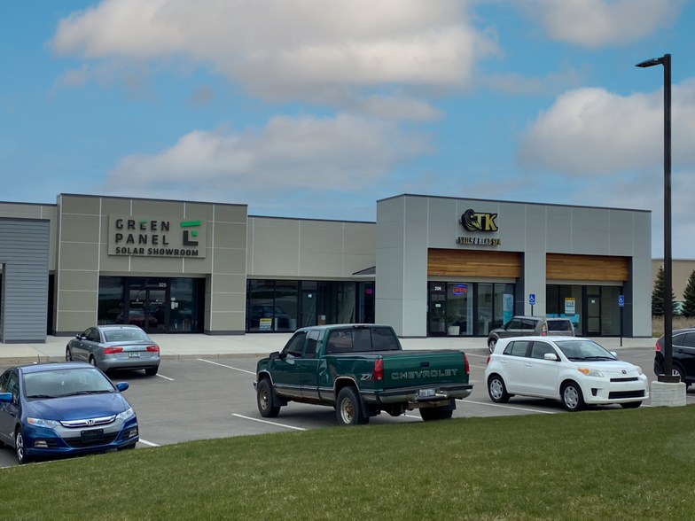 325 84th St SW, Byron Center, MI à louer - Photo de l’immeuble – Image 3 sur 4