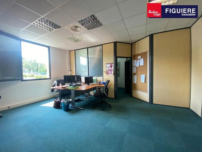 25 Rue De La Petite Duranne, Aix-en-Provence à louer - Photo intérieure – Image 3 sur 16