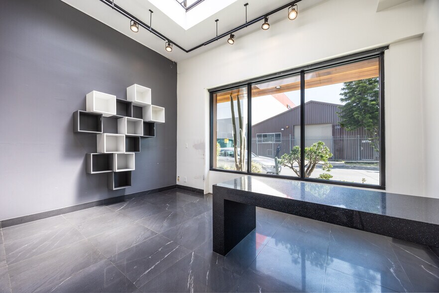 1933 Pontius Ave, Los Angeles, CA à louer - Photo intérieure – Image 3 sur 18