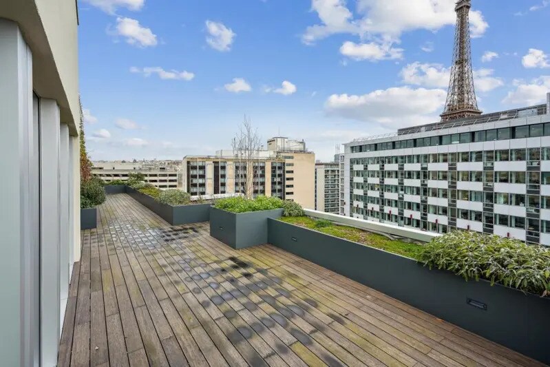 Bureau dans Paris à louer - Photo de l’immeuble – Image 1 sur 9