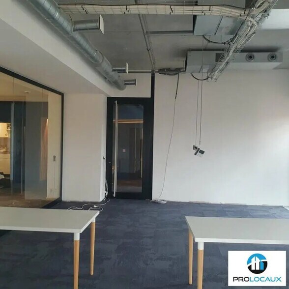 Bureau dans Meylan à louer - Photo de l’immeuble – Image 3 sur 12