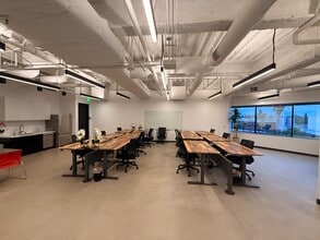 3070 Bristol St, Costa Mesa, CA à louer Photo intérieure– Image 2 sur 7