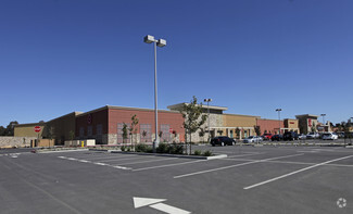 Plus de détails pour E Washington Pl & Highway 101, Petaluma, CA - Local commercial à louer