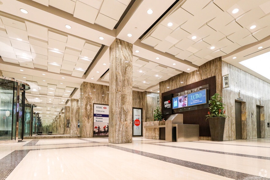 20 Eglinton Ave W, Toronto, ON à louer - Hall d’entrée – Image 2 sur 12
