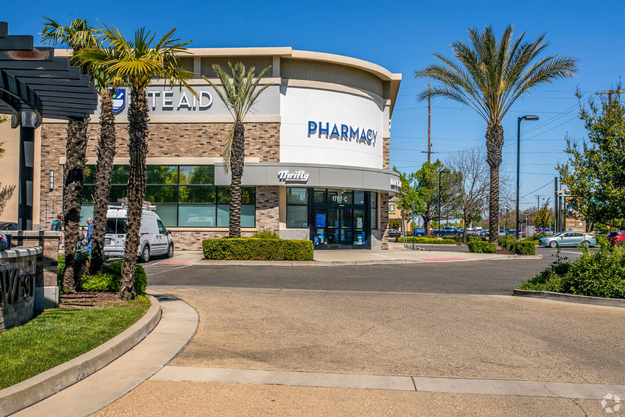 1707 McHenry Ave, Modesto, CA à vendre Photo principale– Image 1 sur 10