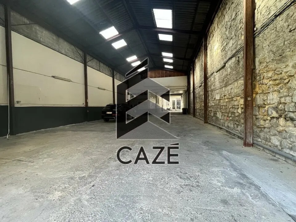 Local d'activités dans Bordeaux à vendre Photo de l’immeuble– Image 1 sur 8