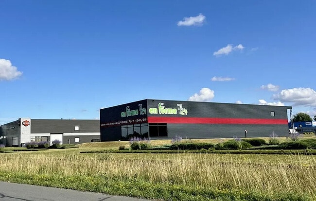 Plus de détails pour Local d’activités à vendre