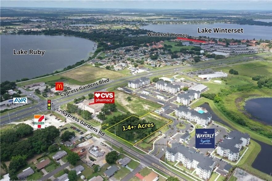 Cypress Gardens Road, Winter Haven, FL à vendre - Photo de l’immeuble – Image 3 sur 10