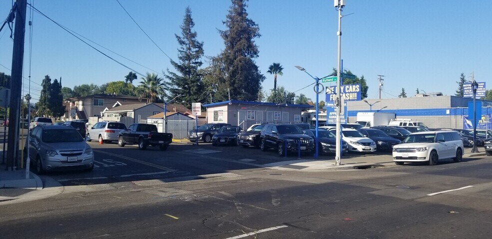 1828 W San Carlos St, San Jose, CA à vendre - Photo de l’immeuble – Image 2 sur 2