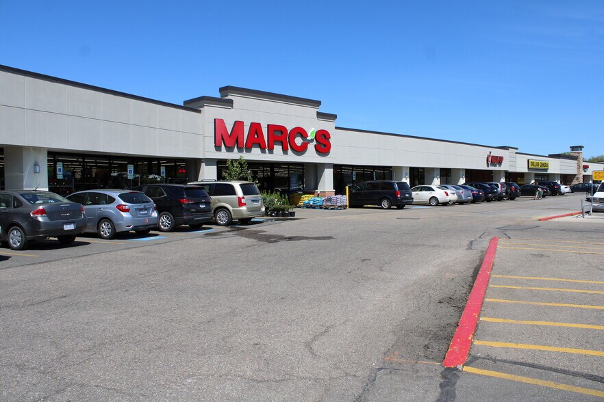Amherst Rd NE & Lake Ave, Massillon, OH à louer - Photo de l’immeuble – Image 2 sur 7