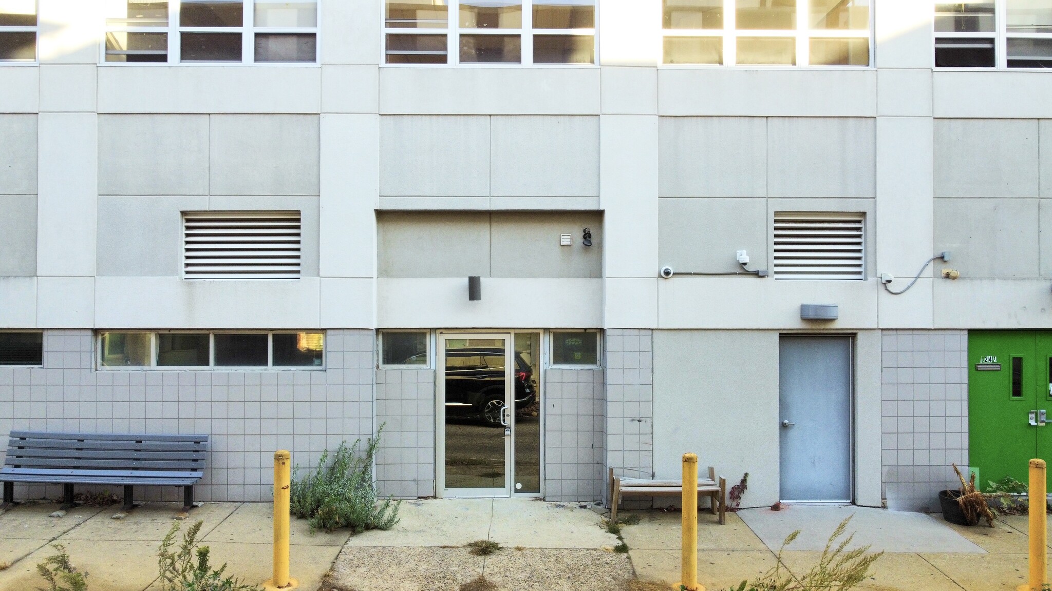 1239 Taney st, Philadelphia, PA à louer Photo de l’immeuble– Image 1 sur 6