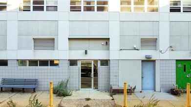 1239 Taney st, Philadelphia, PA à louer Photo de l’immeuble– Image 1 sur 6