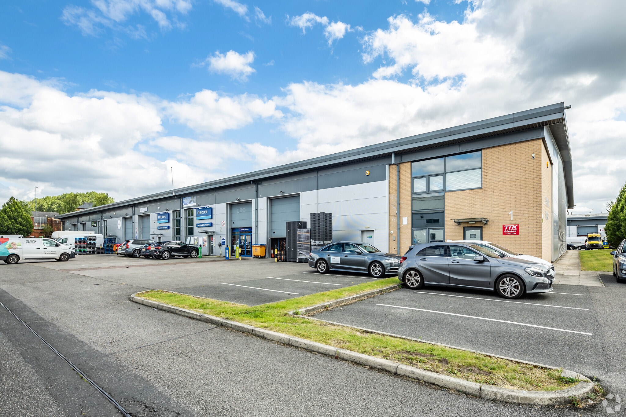 Clayton Ct, Manchester à louer Photo principale– Image 1 sur 4