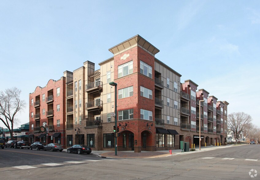 10 Seventh Ave N, Hopkins, MN à louer - Photo de l’immeuble – Image 1 sur 1