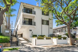 Plus de détails pour 935 W 10th St, San Pedro, CA - Logement à vendre