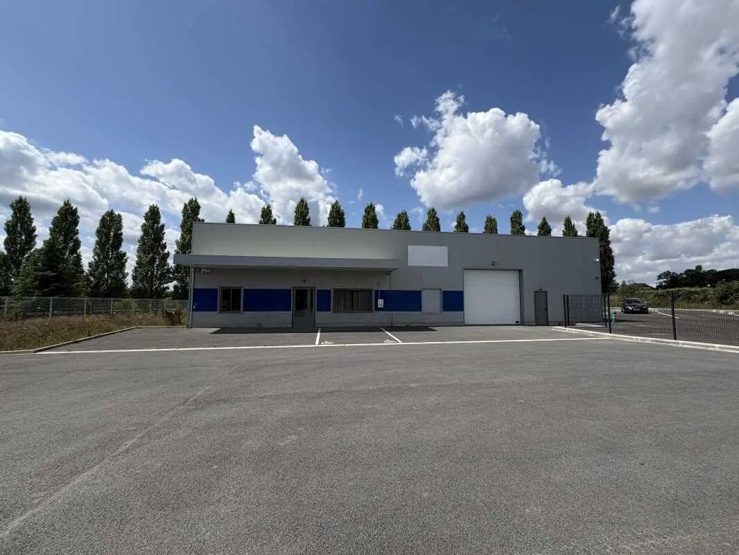 Bureau dans Breuil-le-Sec à louer Photo de l’immeuble– Image 1 sur 9
