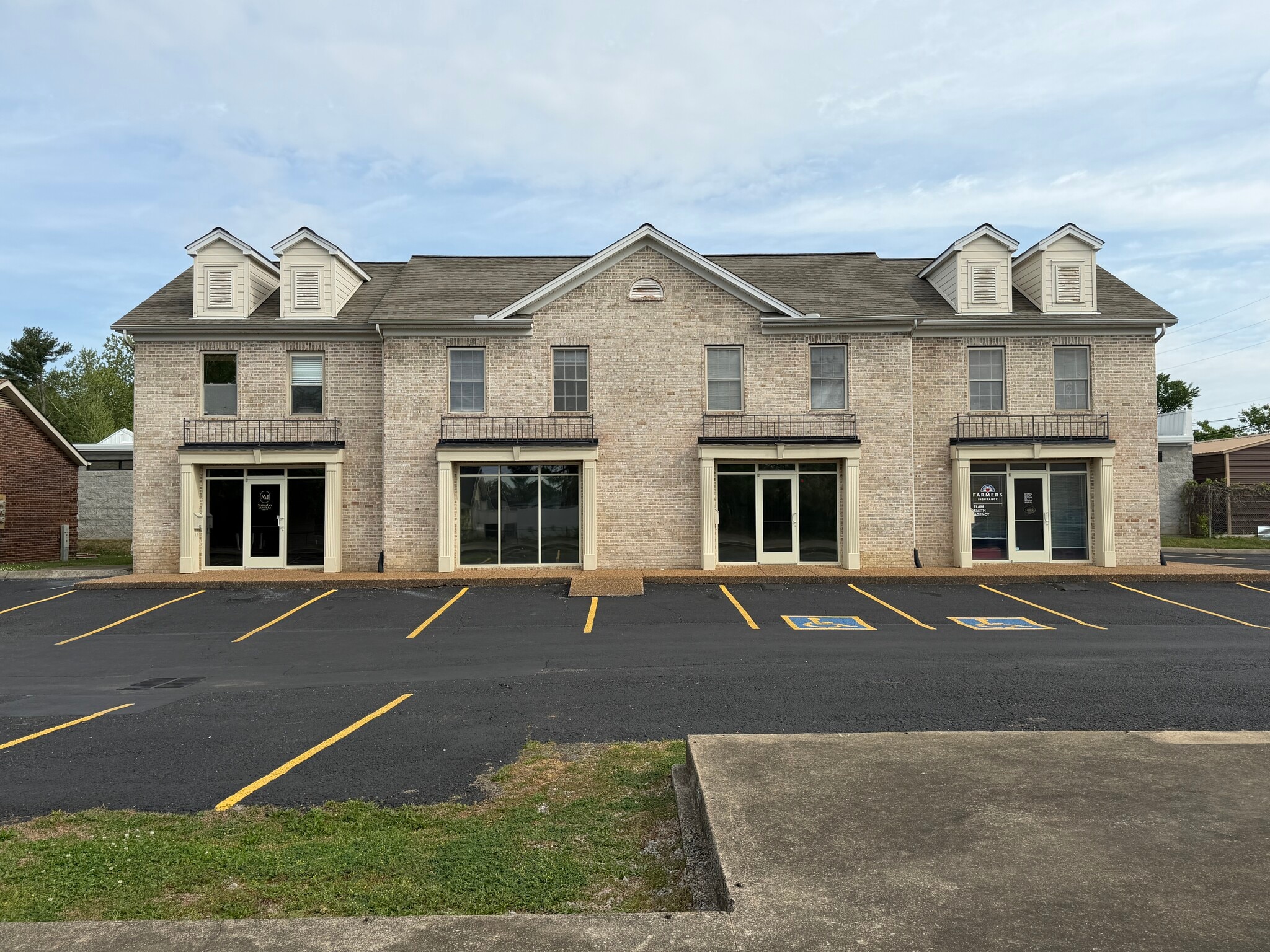 5722 Hickory Plaza Dr, Nashville, TN à louer Photo intérieure– Image 1 sur 18