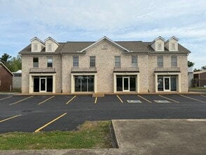 5722 Hickory Plaza Dr, Nashville, TN à louer Photo intérieure– Image 1 sur 18