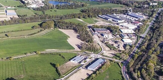 Plus de détails pour Terrain à vendre