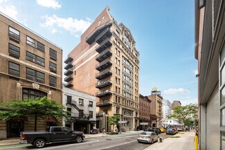 Plus de détails pour 114-116 E 13th St, New York, NY - Local commercial à louer