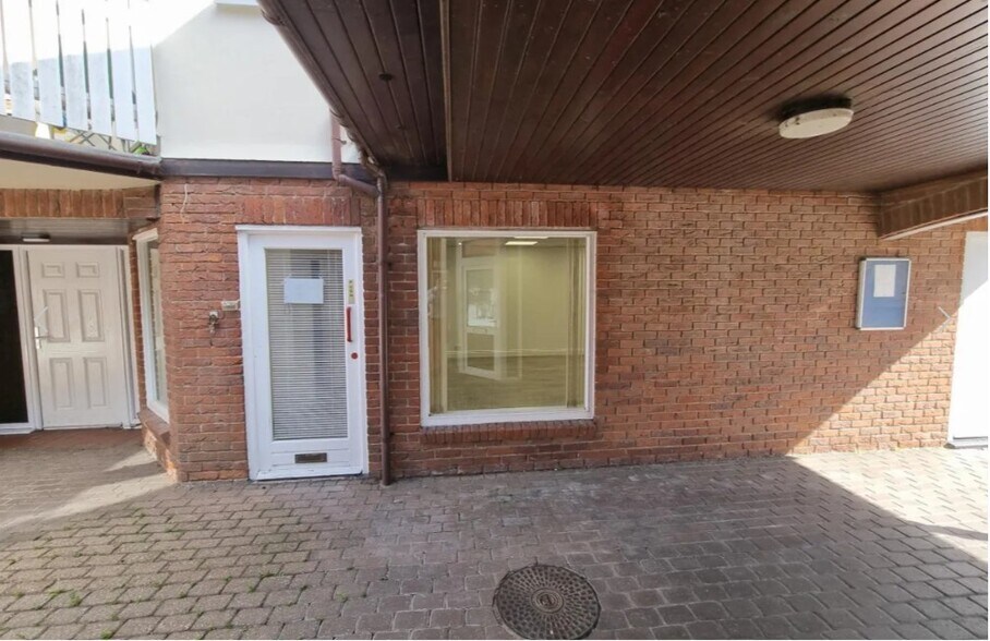 3 Mynott Court, Church Road, Tiptree à louer - Photo de l’immeuble – Image 2 sur 3