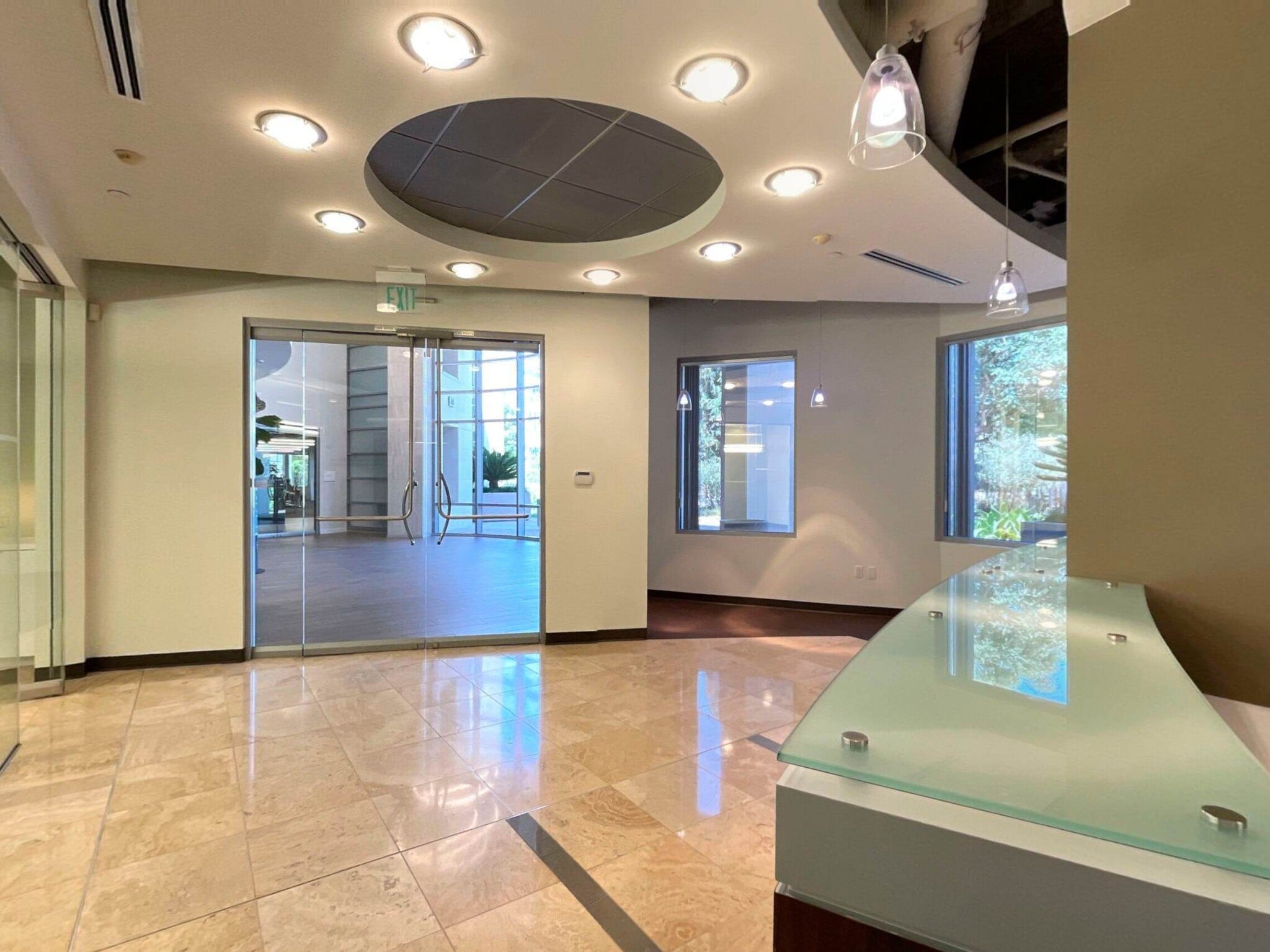 4435 Eastgate Mall, San Diego, CA à louer Photo intérieure– Image 1 sur 9