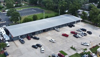 Plus de détails pour 1601 Acorn Dr, Rogers, AR - Local d'activités à louer