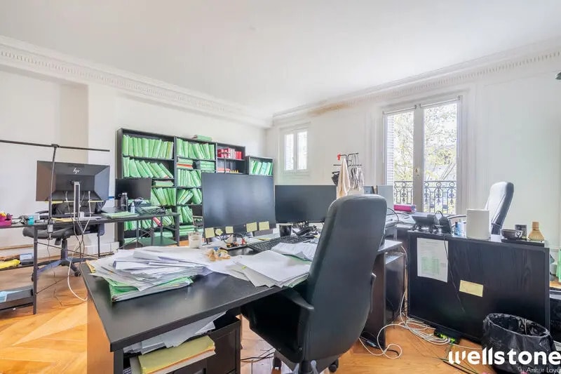 5 Rue De Messine, Paris à louer - Photo de l’immeuble – Image 1 sur 15