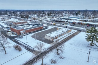 2828 E State Blvd, Fort Wayne, IN - Vue aérienne  vue de carte - Image1