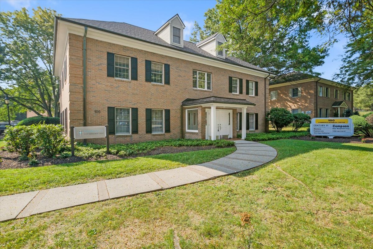 100 Stony Brook Ct, Newburgh, NY à louer Photo principale– Image 1 sur 7