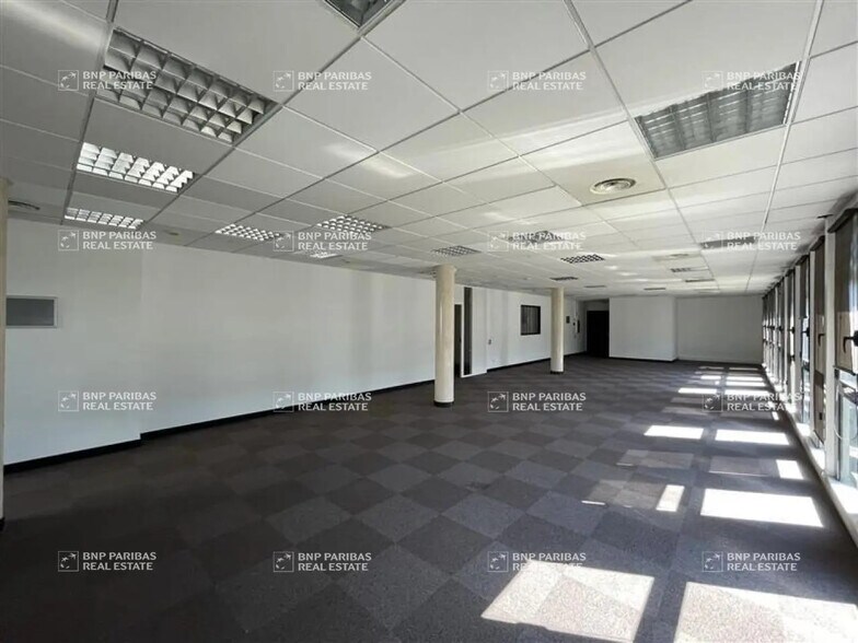 Bureau dans Montpellier à louer - Photo de l’immeuble – Image 3 sur 10