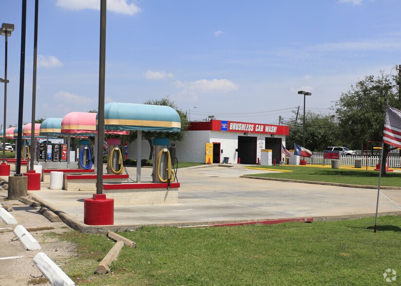10902 S Post Oak Rd, Houston, TX à vendre - Photo de l’immeuble – Image 3 sur 13